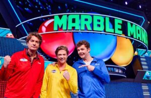 Wietze de Jager knikkert voor Red een Kind in Marble Mania